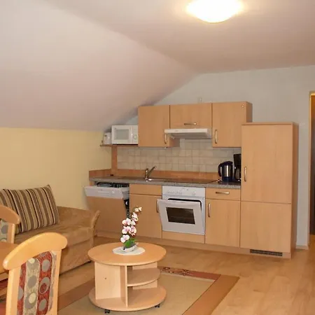 Kramlhof Apartment *